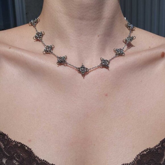 Gothic Medieval spikes chain mail necklace with a small silver chain - Picture 8 of 8